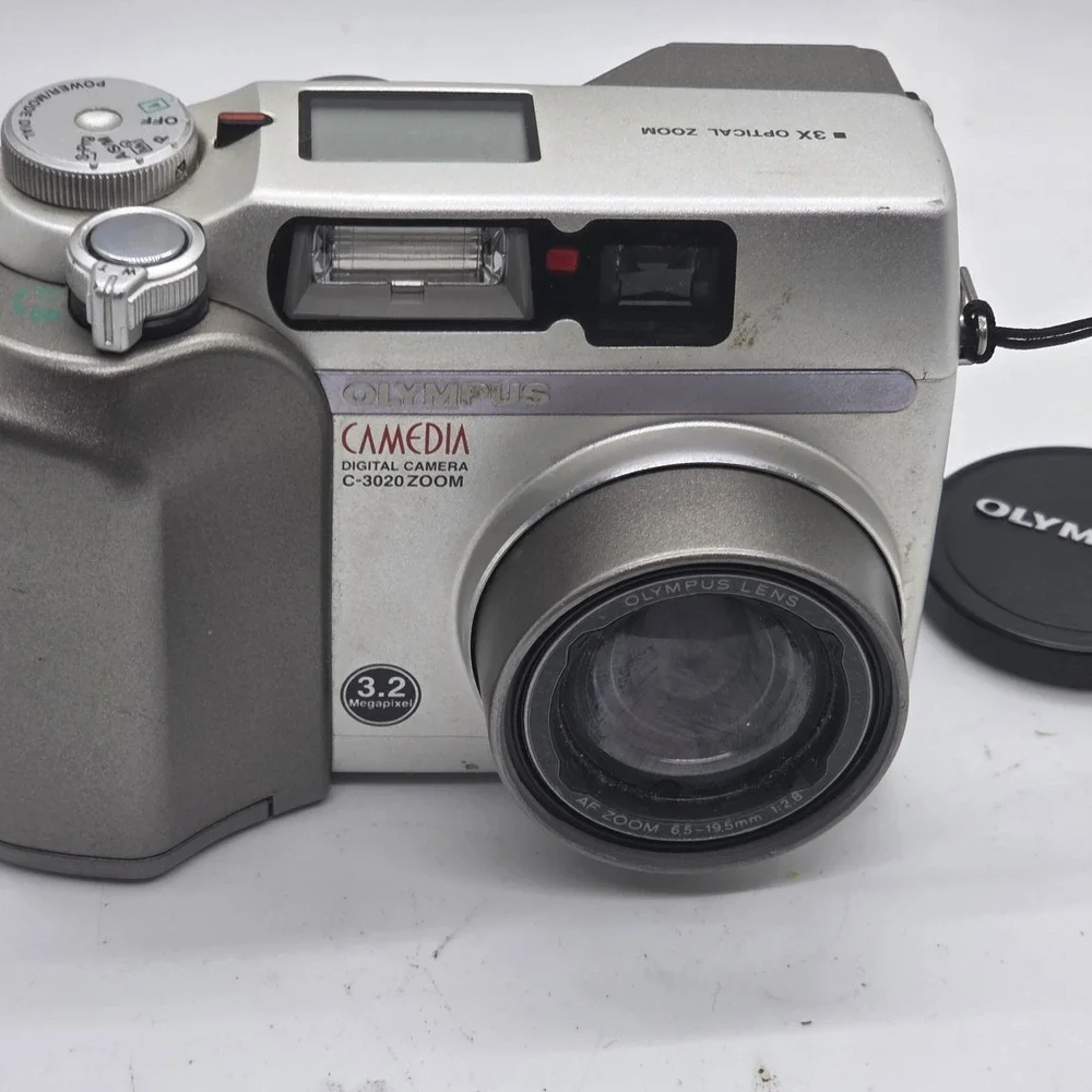 Olympus Camedia C-3020 Zoom 3.2MP Digital Camera Retro Y2K Digicam - Tested